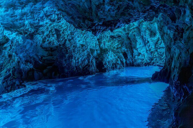 Blue Lagoon 3 Islands Tour with Lunch and Drinks Included - FAQ
