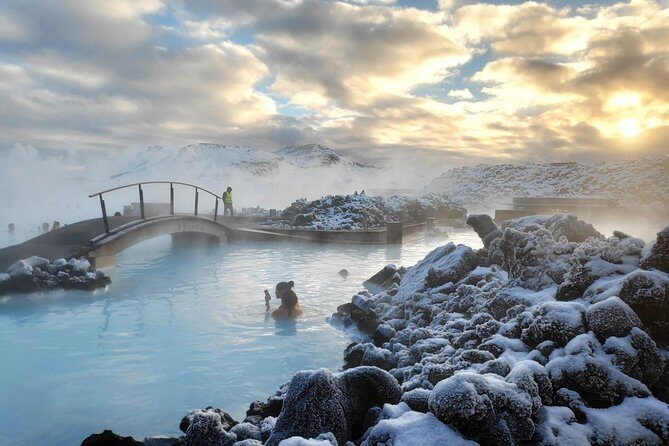 Blue Lagoon, Included Premium Admission and Private transfer in a new Mercedes Benz V-class - Key Points