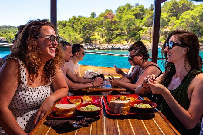 Blue Lagoon & Underwater Museum from Split with Lunch & Drinks - Final Relaxation and Return