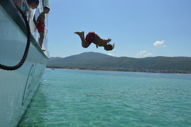 Blue Lagoon-Vourvourou Lunch Cruise from Ouranoupolis - A Detailed Look at the Tour Experience
