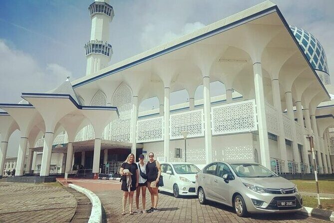 Blue Mosque and Batu Caves Private Tour from Kuala Lumpur - FAQ