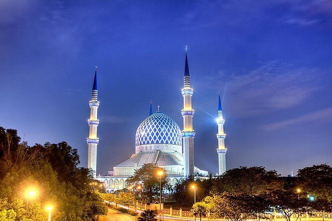 Blue Mosque And Batu Caves Tour - The Transportation and Logistics