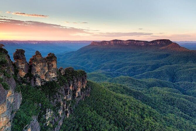 Blue Mountain Tour with Hop on and Hop Off Bus - Experience the Best of Sydney and the Blue Mountains in a Single Day