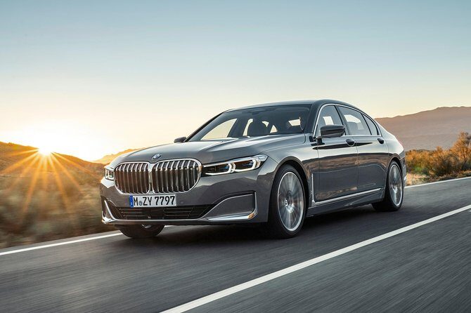 BMW Car Melbourne Airport To CBD - Key Points