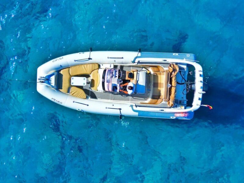 "Boat Cruise & Photos: Your Photographic Adventure at Sea" - A Deep Dive into the Experience