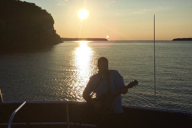 Boat Cruise- Sunset Live Music Cruise - Who Should Consider This Tour?