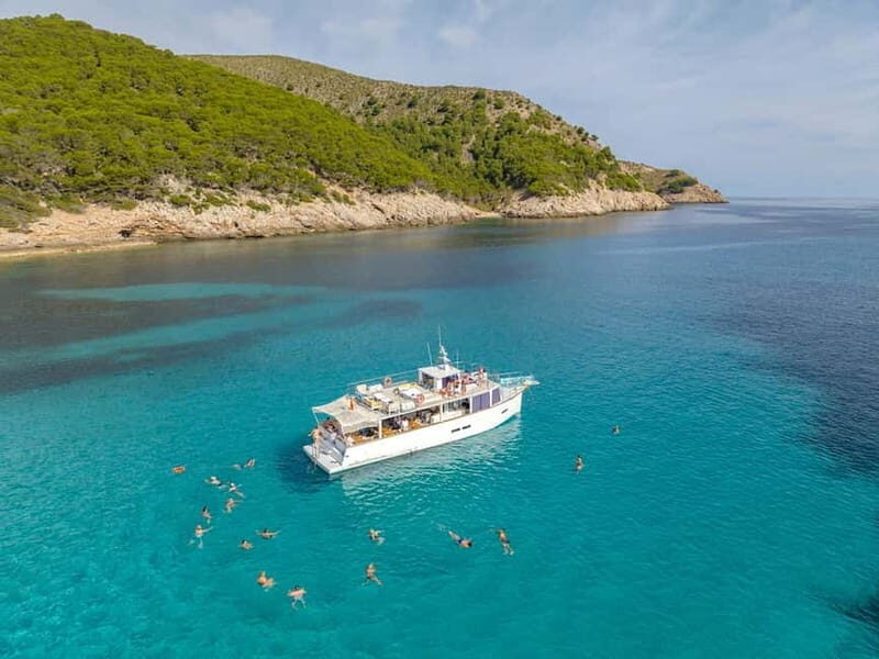 Boat day trip with drinks and lunch - A Day on the Water in Cala Ratjada: Comfort, Views, and Delicious Food