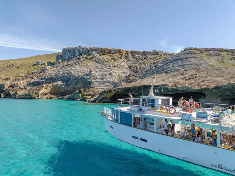 Boat day trip with drinks and lunch - Why This Experience Wins for Travelers