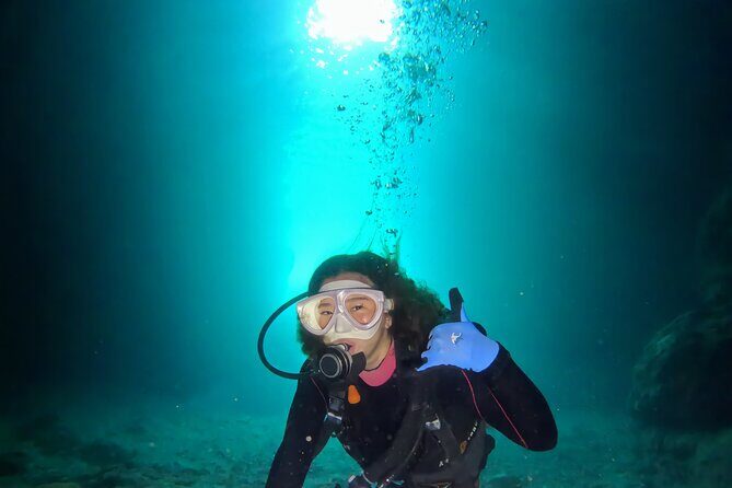 Boat entry diving at the Blue Cave in Onna Village, Okinawa! - Key Points