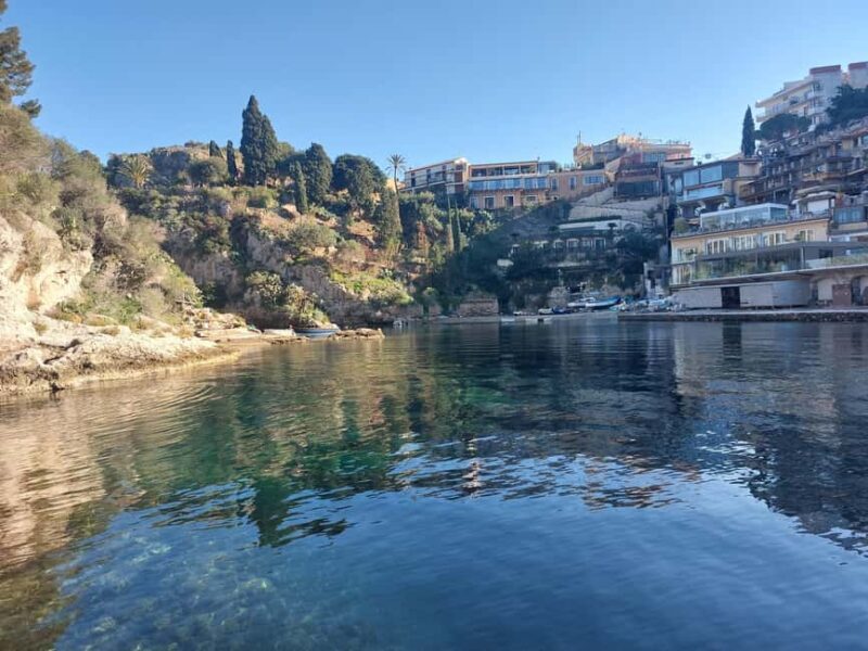 Boat excursion Giardini Naxos Taormina with swimming break - The Sum Up