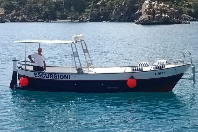 Boat excursion to Cefalu with aperitif - Key Points