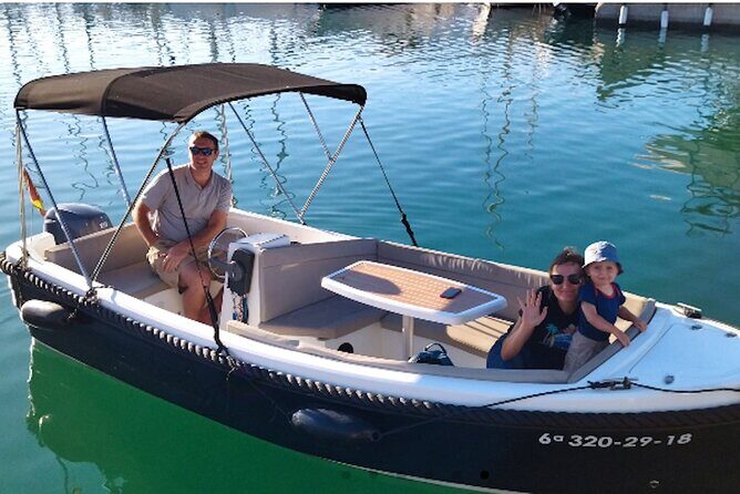 Boat Rental Without License in Benalmádena - Experience the Freedom of a Boat Rental Without a License in Benalmádena