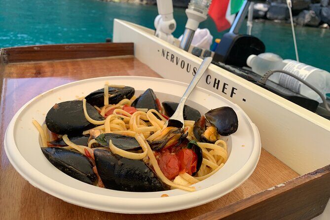 Boat tour 5 terre & Portovenere Food - drink - music - swim - FAQ
