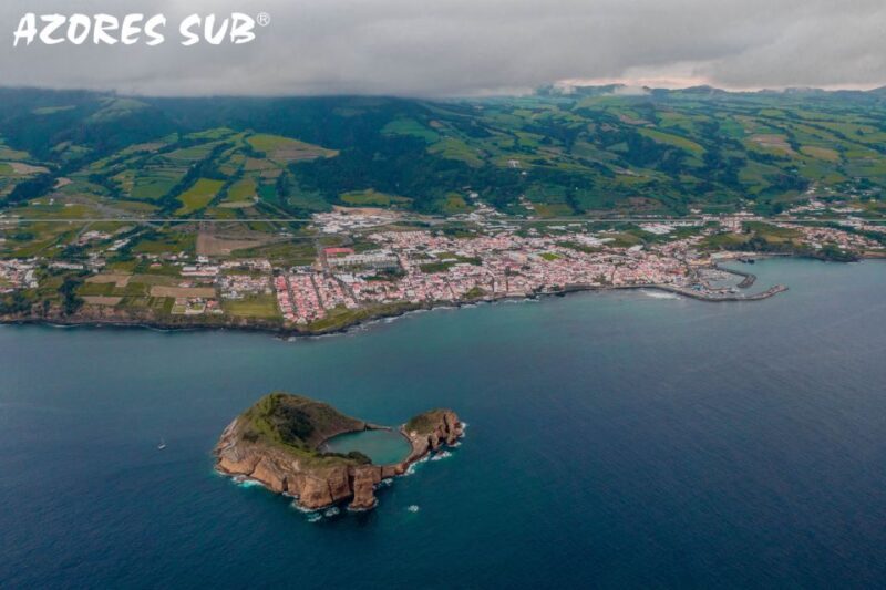 Boat Tour around Vila Franca do Campo Islet in Azores - Exploring the Vila Franca do Campo Islet Boat Tour in the Azores