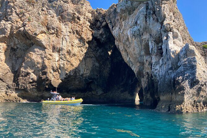 Boat Tour - Arrábida Coves - The Itinerary in Detail