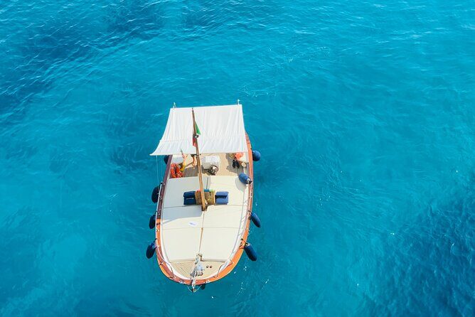 Boat Tour in Capri Italy - The Sum Up