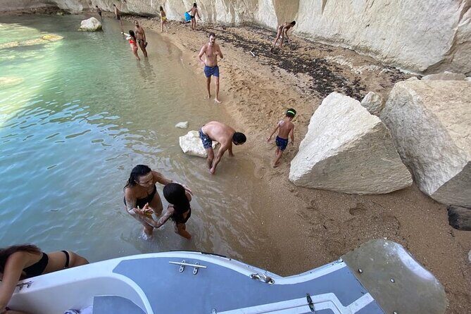 Boat tour in Pillirina, sea caves and Ortigia and prosecco - Who Would Love This Tour?