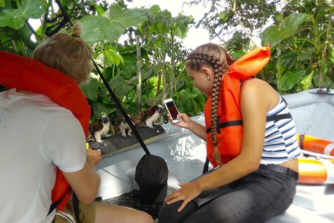 Boat tour in the Panama Canal to Monkeys and sloths islands - FAQ