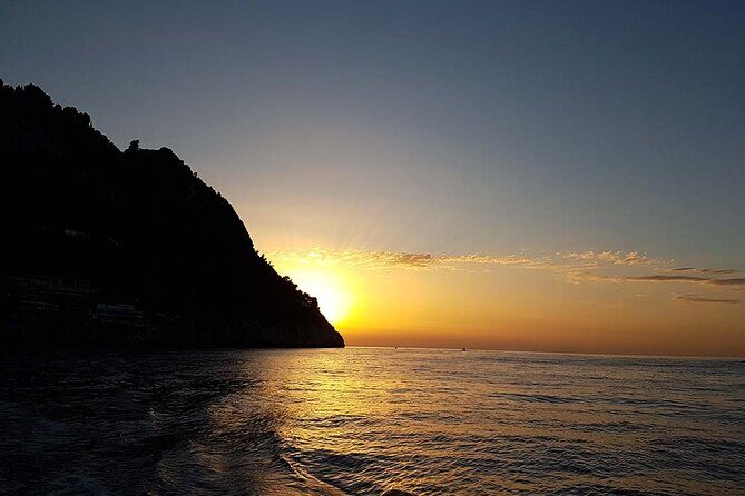 Boat tour of Capri (tour classes 2 hours ) - An In-Depth Look at the Capri Boat Tour Experience