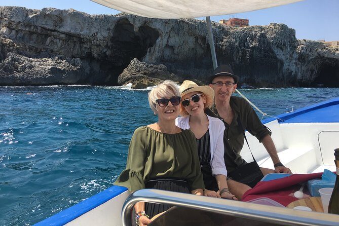 Boat tour of Ortigia Island and sea caves - FAQ