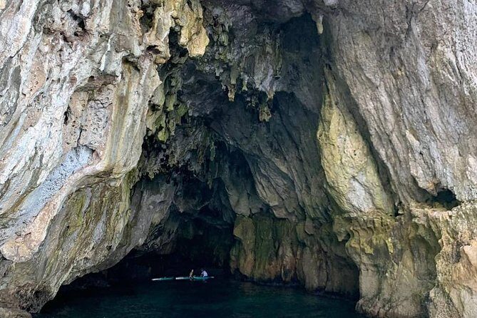 Boat tour of Ortigia, sea caves, Pillirina and snorkeling - An In-Depth Look at the Syracuse Boat Tour Experience