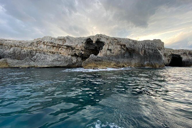 Boat tour Ortigia, sea caves and Pillirina 2h - Key Points
