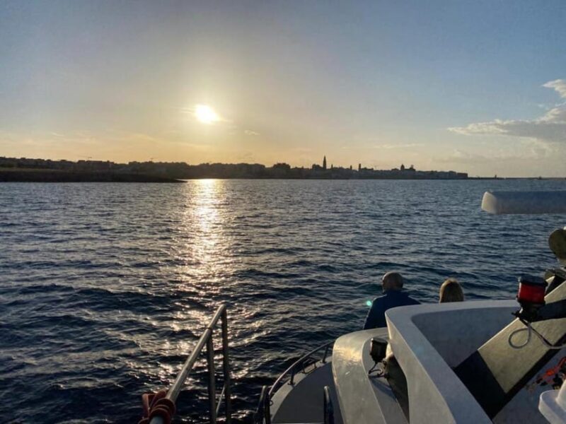 BOAT TOUR POLIGNANO A MARE with swim stop and aperitiv - The Sum Up