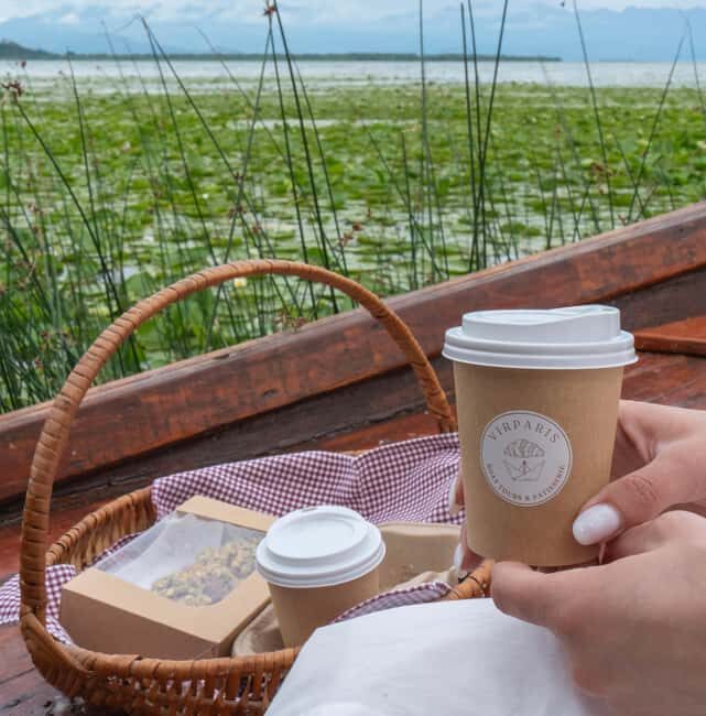 Boat tour with FREE coffee and croissants! - FAQs