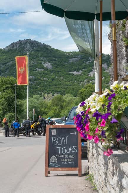 Boat tour with FREE coffee and croissants! - Final Thoughts: Who Will Appreciate This Tour?