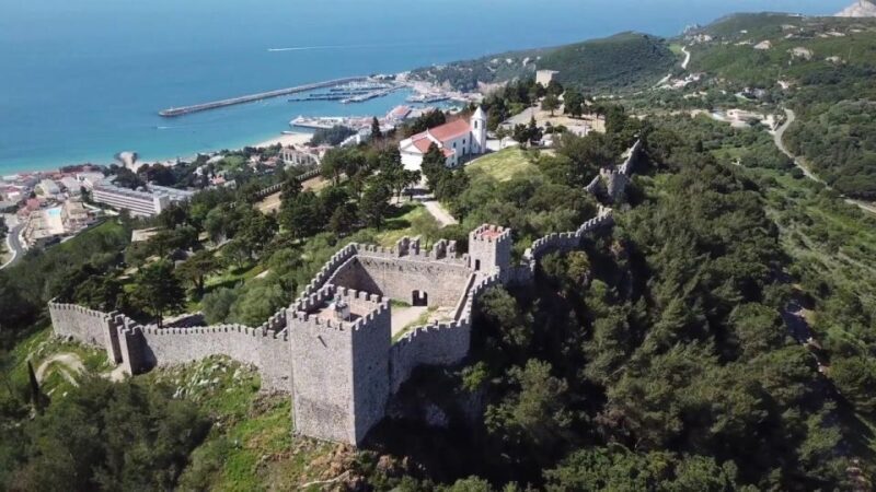 Boat Trip and Jeep Tour with Lunch in Arrábida - A Guided Day in Arrábida: Boat and Jeep Tour from Sesimbra
