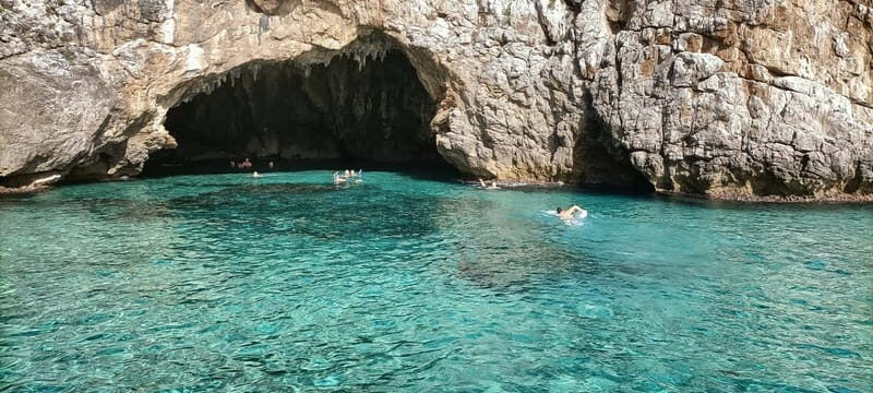 Boat trip and swim at the Blue Grotto in Sperlonga - What Makes This Tour Worth It?