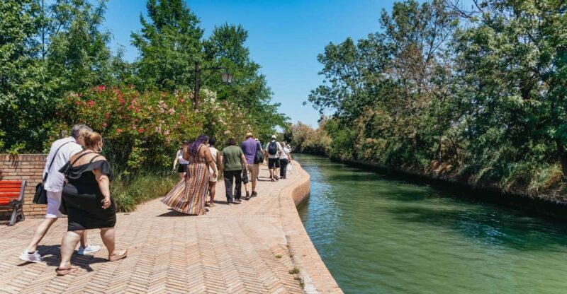 Boat Trip: Glimpse of Murano, Torcello & Burano Islands - Murano: The Glass Capital