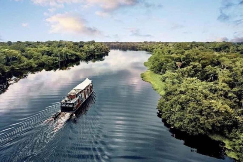 Boat trip on the Amazon and Itaya rivers - Key Points