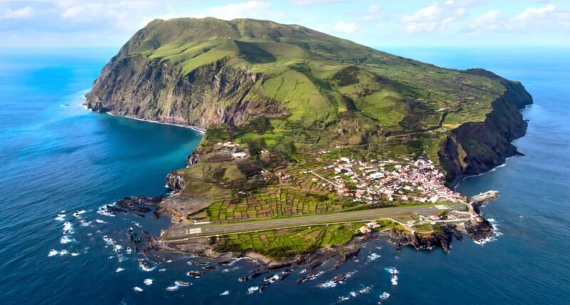 Boat Trip to Corvo and Island Sightseeing Tour - Discovering the Azores: A Boat Trip to Corvo and Island Sightseeing Tour
