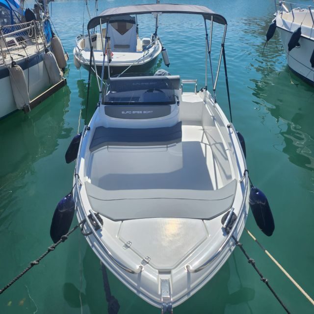 Boat without licence, fuel included - Practical Tips for Your Trip