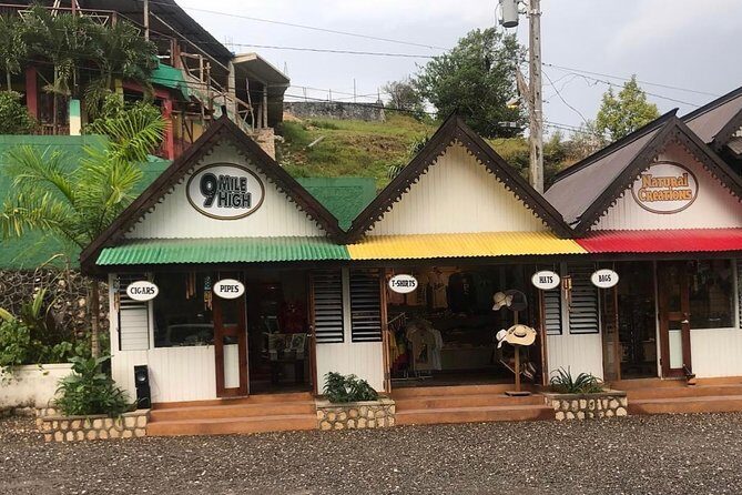 Bob Marley 9 miles tour from Runaway Bay - Discover the Roots of Reggae: Bob Marley 9 Miles Tour from Runaway Bay