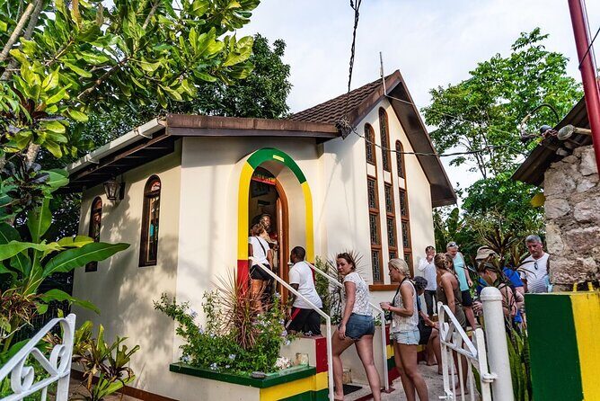 Bob Marley House & Mausoleum In Nine Miles, St Anns Private Tour - Key Points