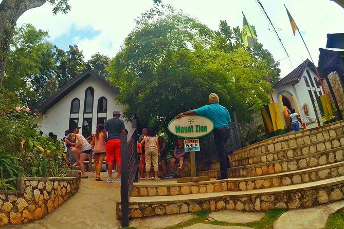 Bob Marley Mausoleum + Childhood Home and Dunns River Falls - Key Points