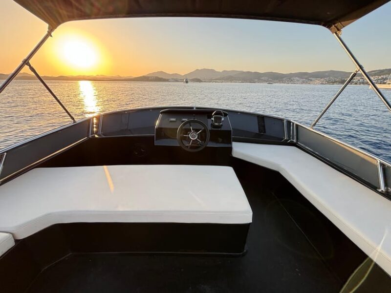 Bodrum: Bodrum Sunset Tour with Jet Black Yacht - Considerations Before Booking