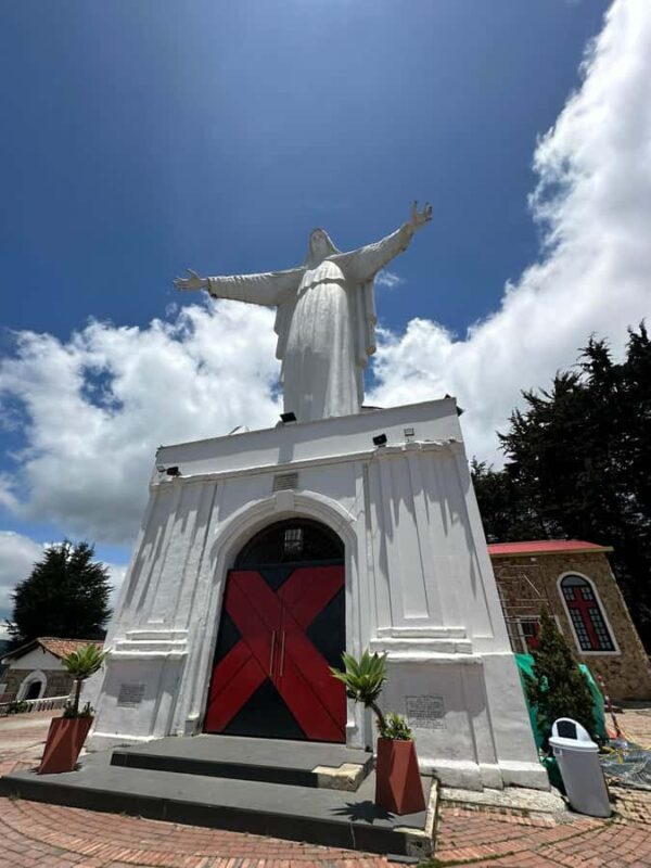 Bogota: Hike to La Chorrera Waterfall, El Chiflón and Guadalupe Hill - Why This Tour Works for Travelers