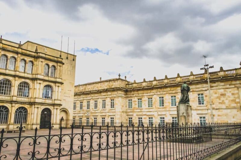 Bogotá: Private Candelaria Walking Tour with Gold Museum - Bogotá: Private Candelaria Walking Tour with Gold Museum
