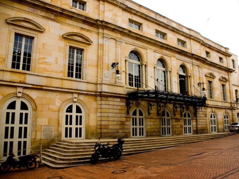 Bogotá: Private Candelaria Walking Tour with Gold Museum - The Practicalities: What to Know