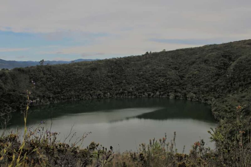 Bogotá: Salt Cathedral & Lake Guatavitá Tour with Lunch - Authentic Experiences and Practical Insights