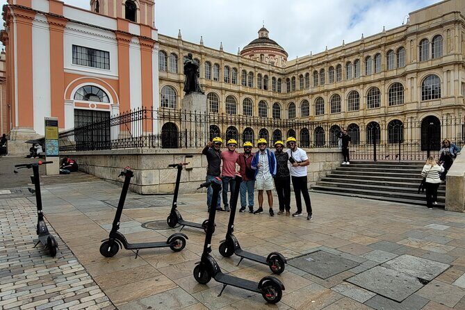 Bogota Tour: Discover the history of La Candelaria on Scooter - FAQ