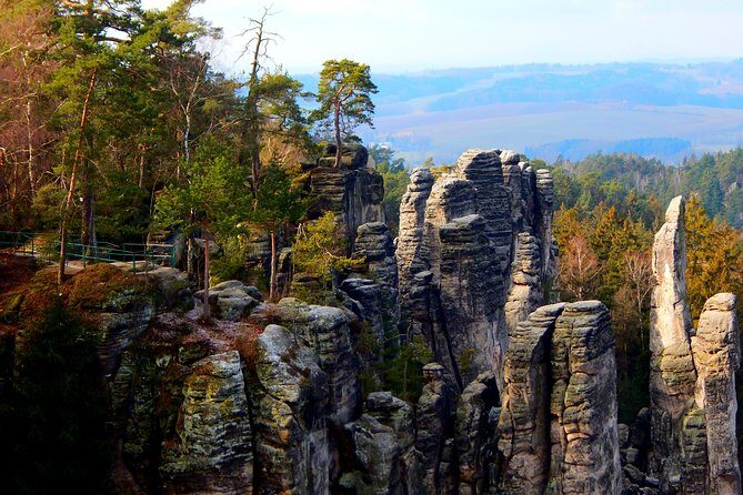 Bohemian Paradise 3 in 1 Tour, UNESCO geopark - Experience the Beauty and Flavors of Bohemia with the Bohemian Paradise 3-in-1 Tour