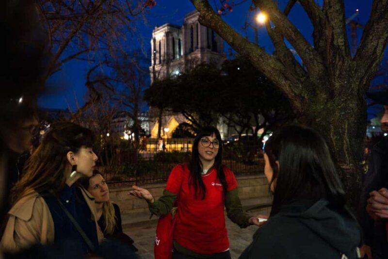 Boho Nights in Paris: A Magical Evening Tour - Boho Nights in Paris: A Magical Evening Tour