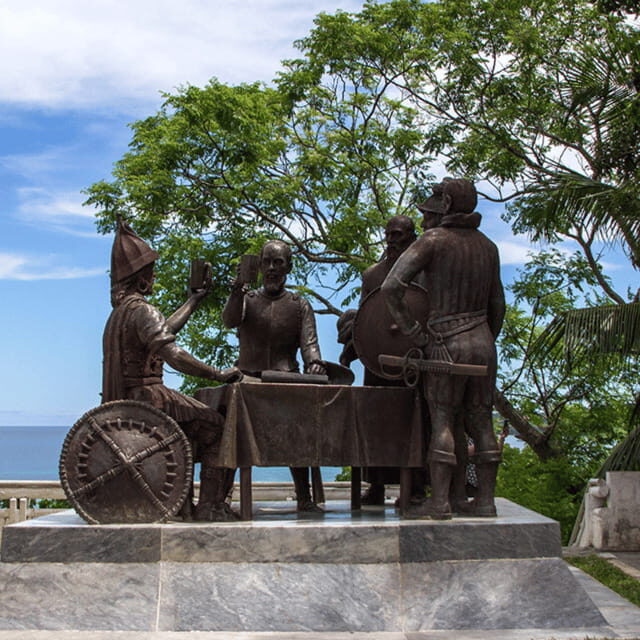 Bohol: Choco Tour with Lunch Buffet and Sikatuna Mirror - Practicalities and Tips