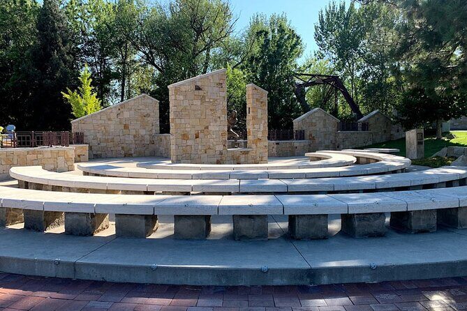 Boise Scavenger Hunt Walking Tour and Game - Key Points