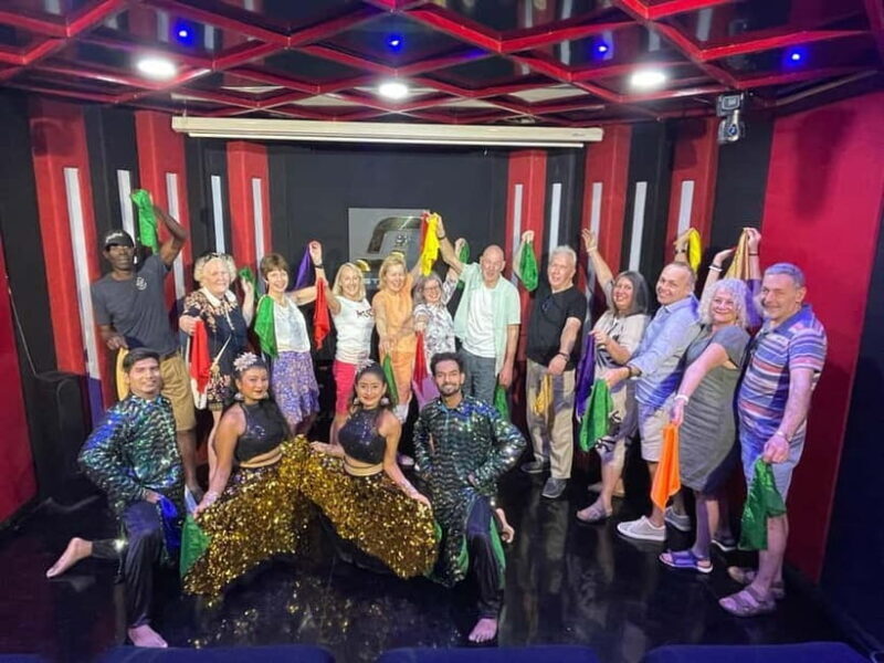 Bollywood Sightseeing and Celebrity Home Tour by Private Car - Key Points