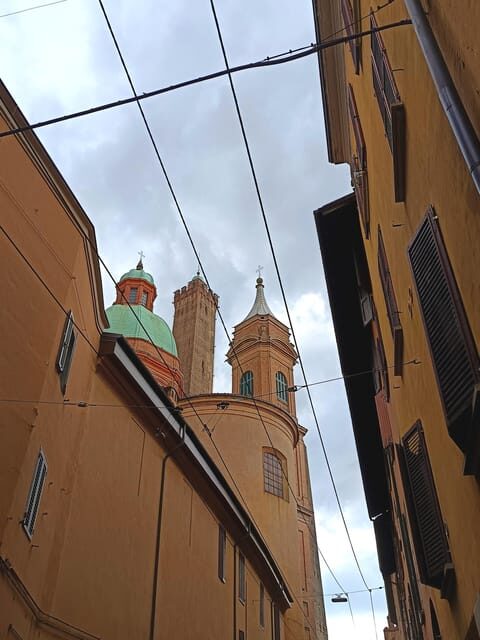 Bologna by night: Food, wine, spritz and fun - Bologna by Night: Food, Wine, Spritz, and Fun